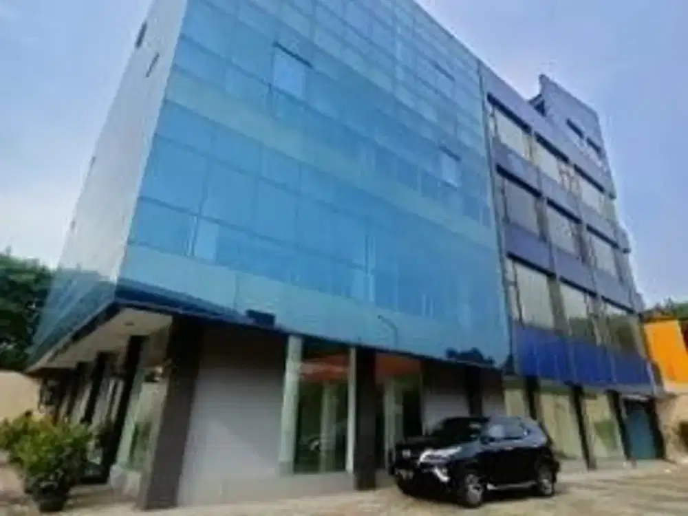 DIJUAL GEDUNG DAERAH JAKARTA PUSAT LT 777 LB 1605 STRATEGIS 5 LANTAI HRG MENARIK