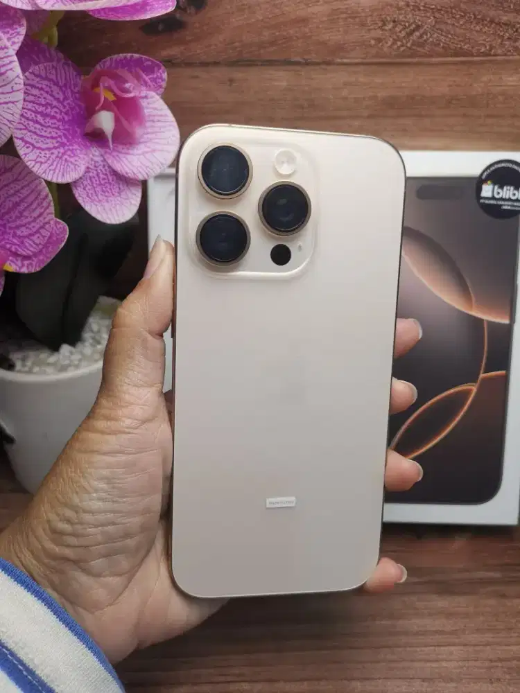 Iphone 16 pro 256 gb dessert mulus 99% Hb 100% Garansi iBox July 2026