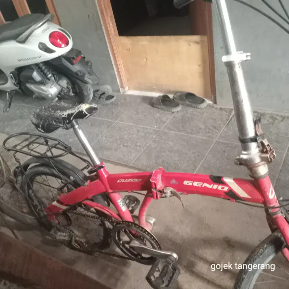 Sepeda Lipat uk20 Genio Merah