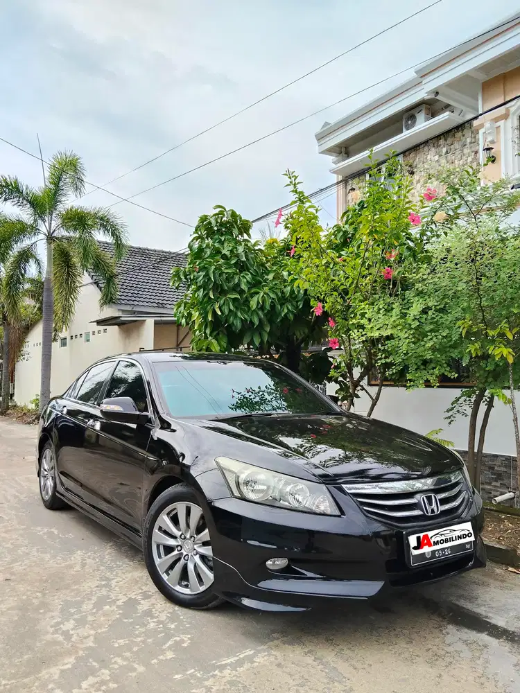 HONDA ACCORD VTI-L AUTOMATIC 2.4 2012