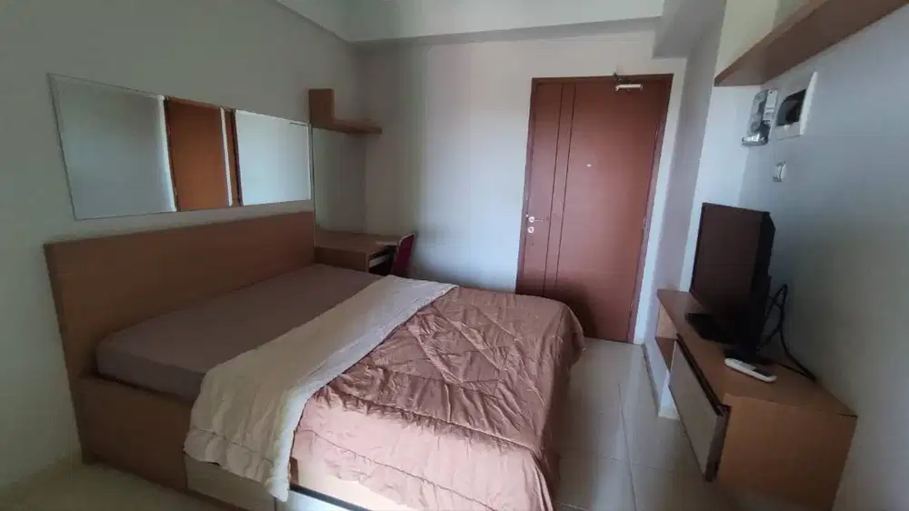Sewa Bulanan Apart Green Lake View Tipe Studio Full Furnished Ciputat