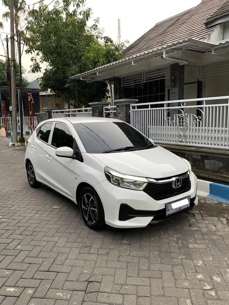 Honda Brio Satya E CVT 2023 Pajak Gress Tgn 1