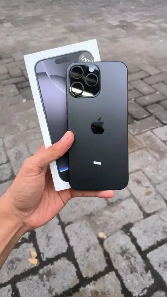 Iphone 16 pro max 256gb Black titanium iBox