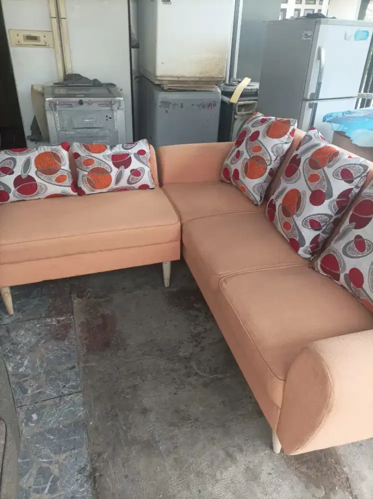 Sofa Ruang Tamu L Putus