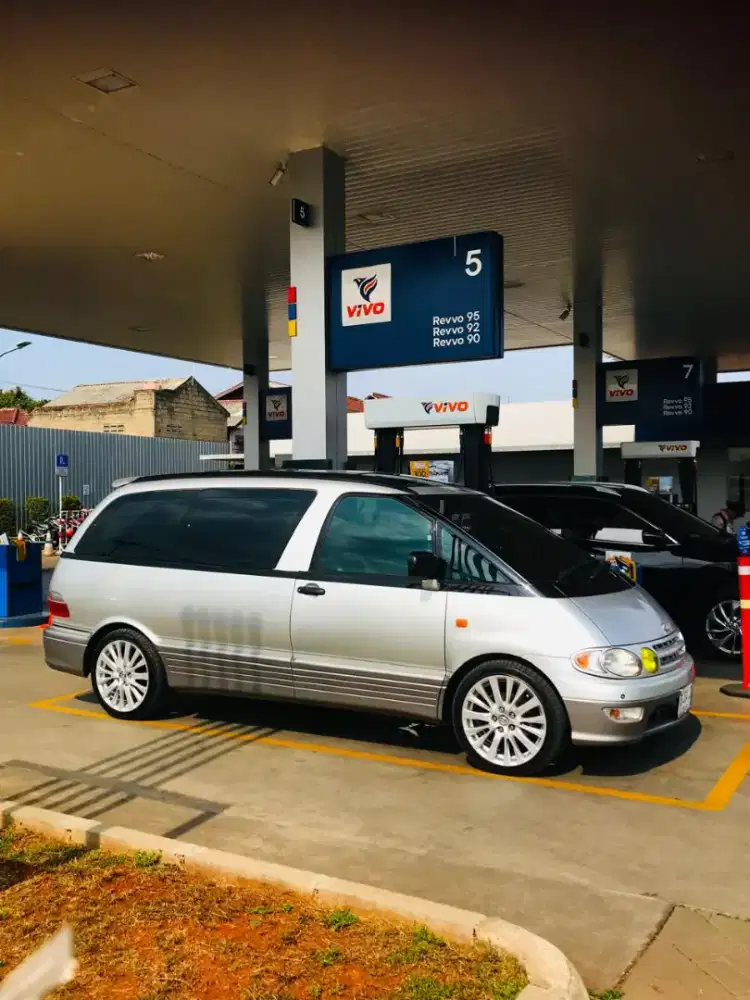 Lucida tahun 2000 metic