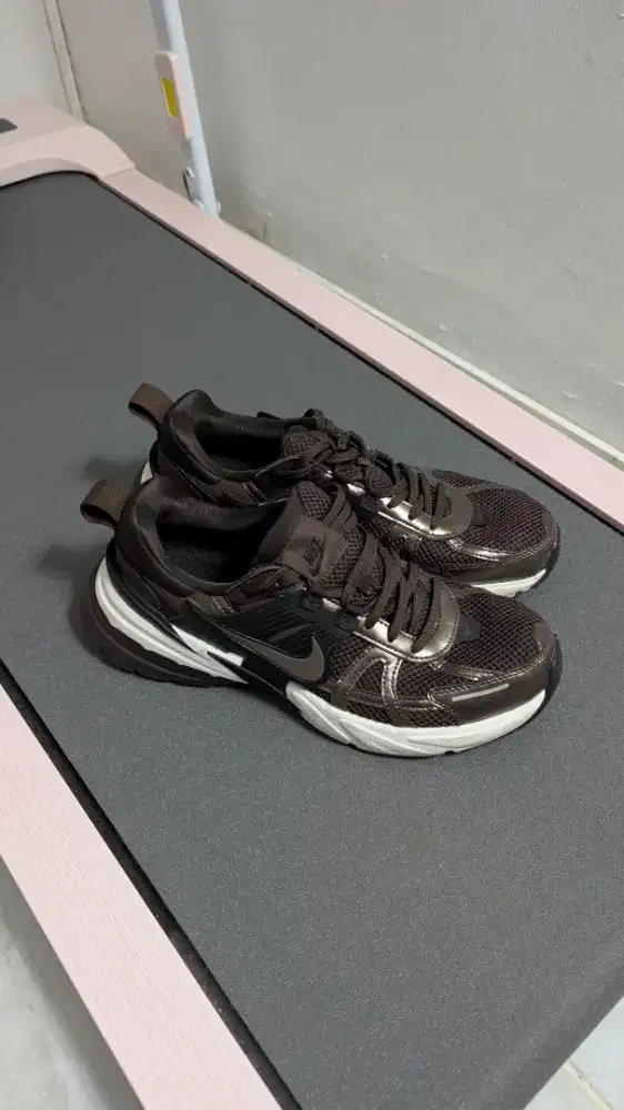 Nike V2K Run Velvet Brown