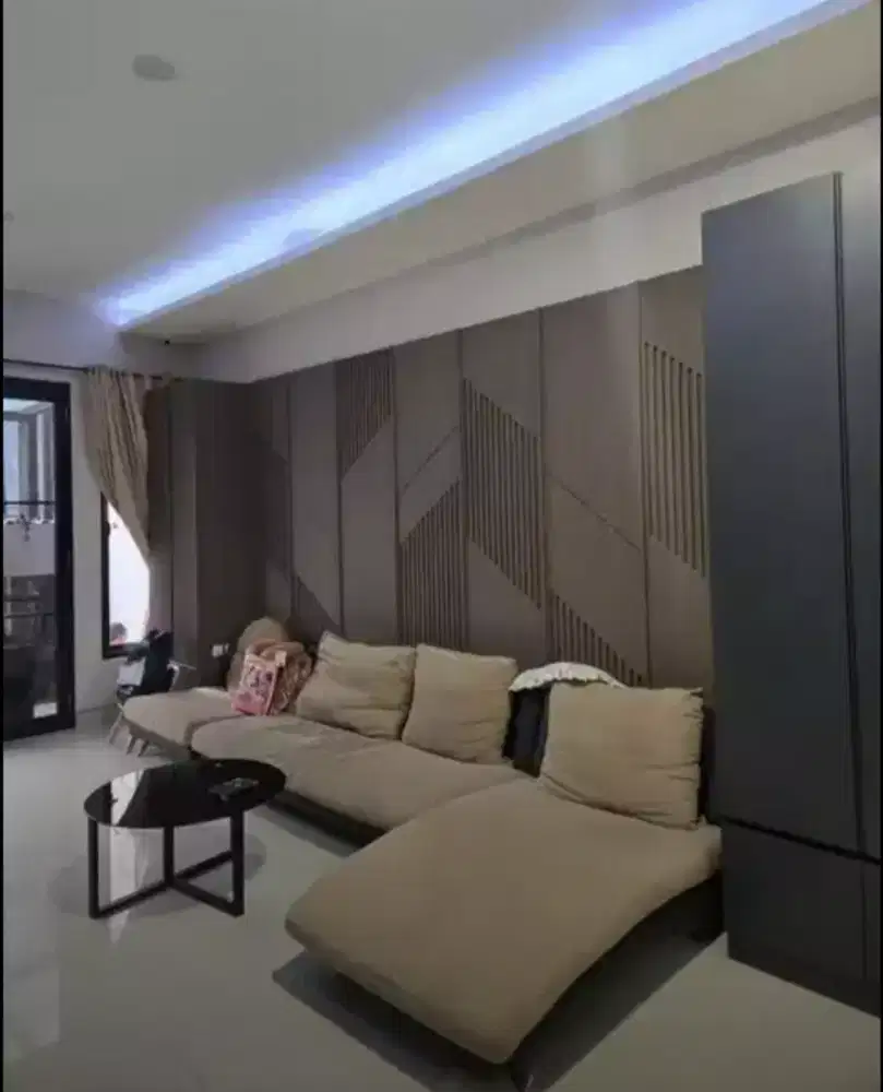 Jual cepat Sofa tamu L Sabrina Informa good cond tanpa meja