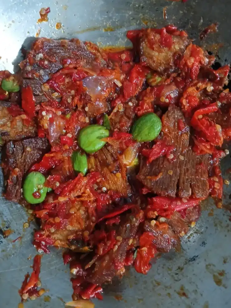 Saya butuh pekerjaan