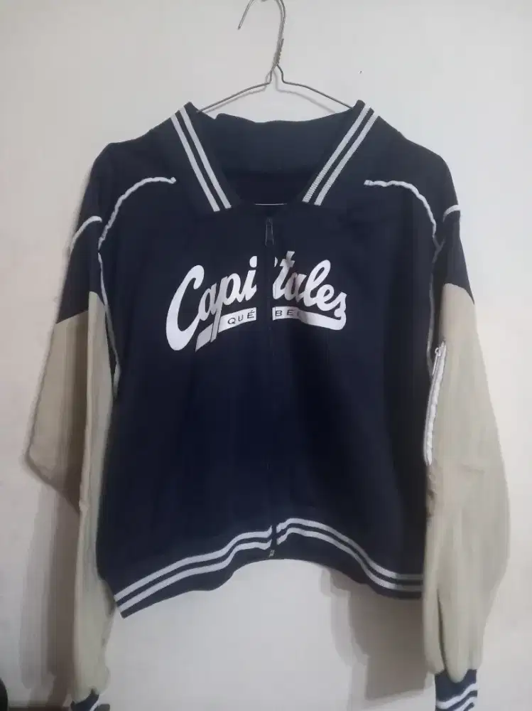 Jacket Varsity wanita