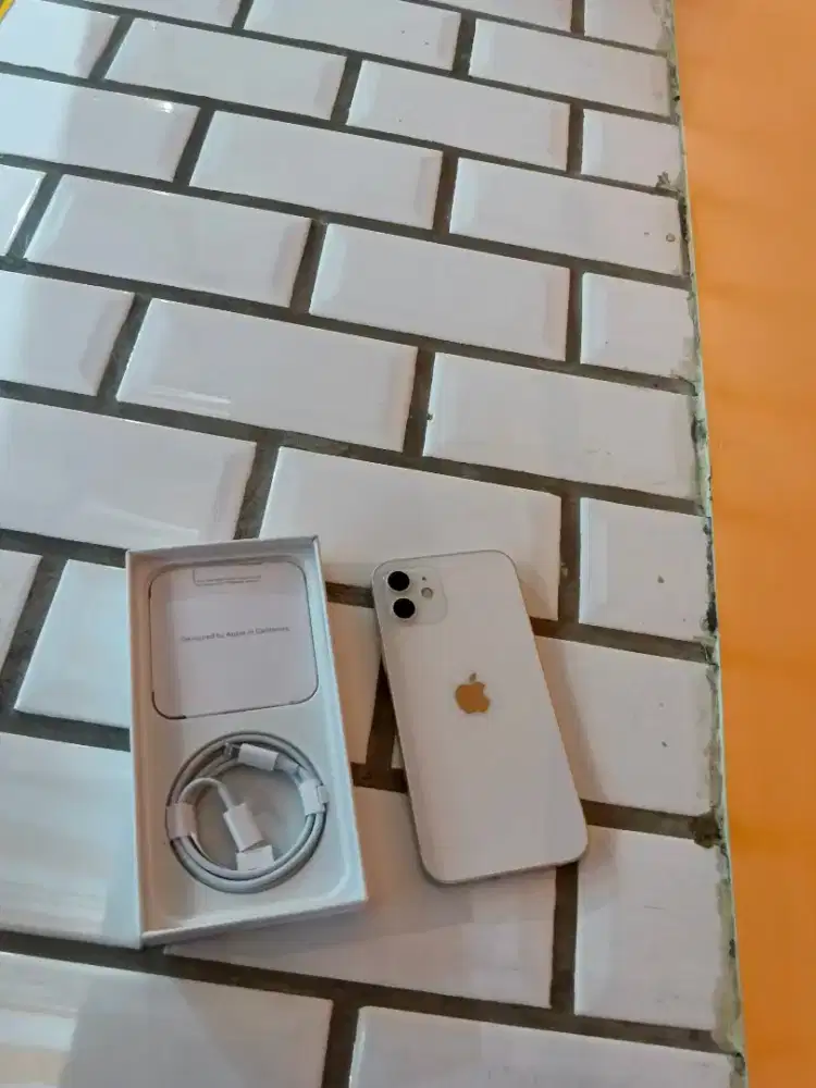 Iphone 12 128gb padamu apple baru