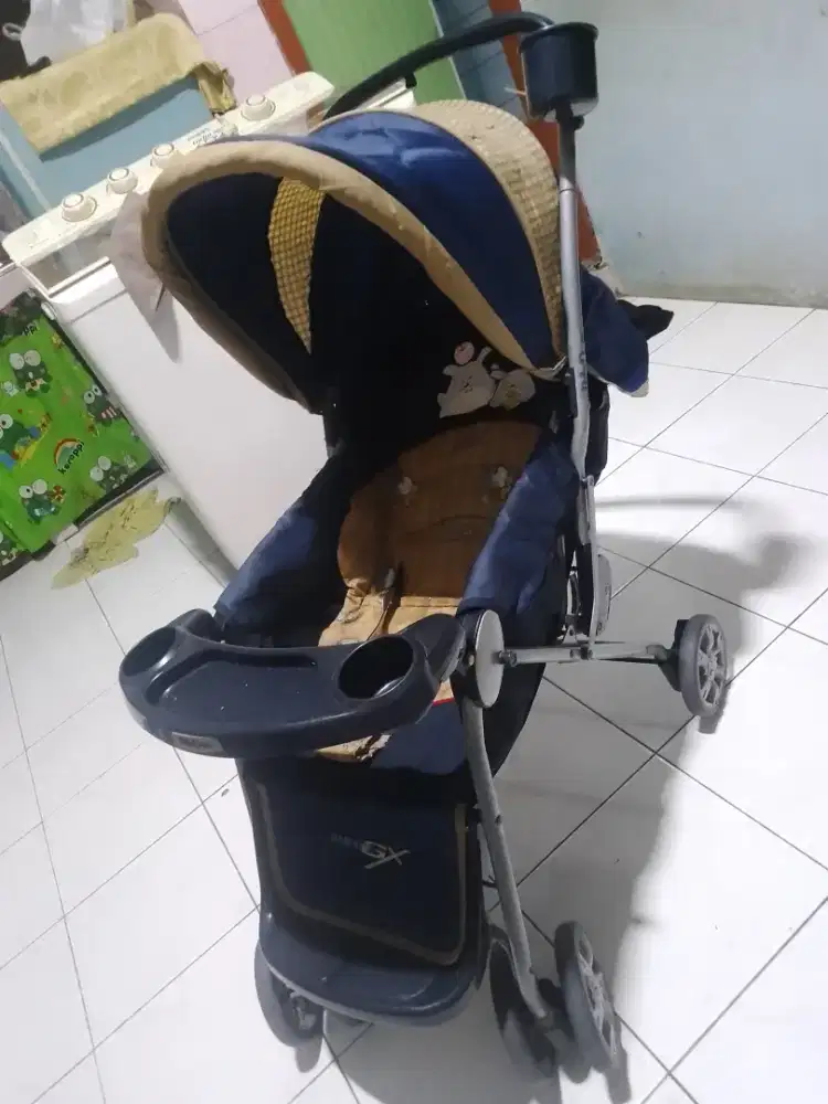 stroller merk babydoes, kreta bayi