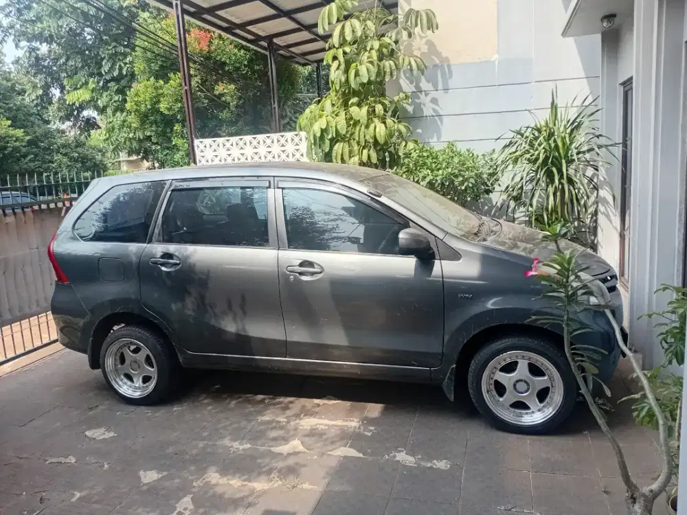 Avanza matic 2013 type E