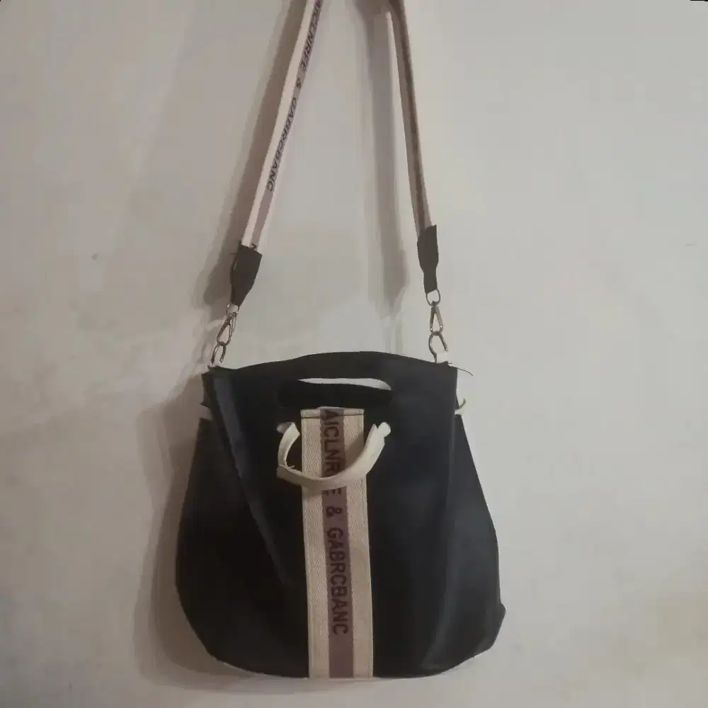 Tas Bucket Serut Color Block