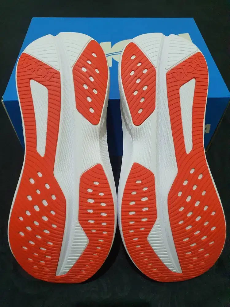 SALE HOKA ONE -HKE1147833 SIZE 42