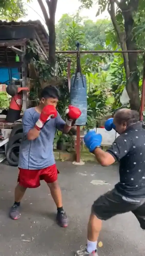 Pelatih tinju ,boxing