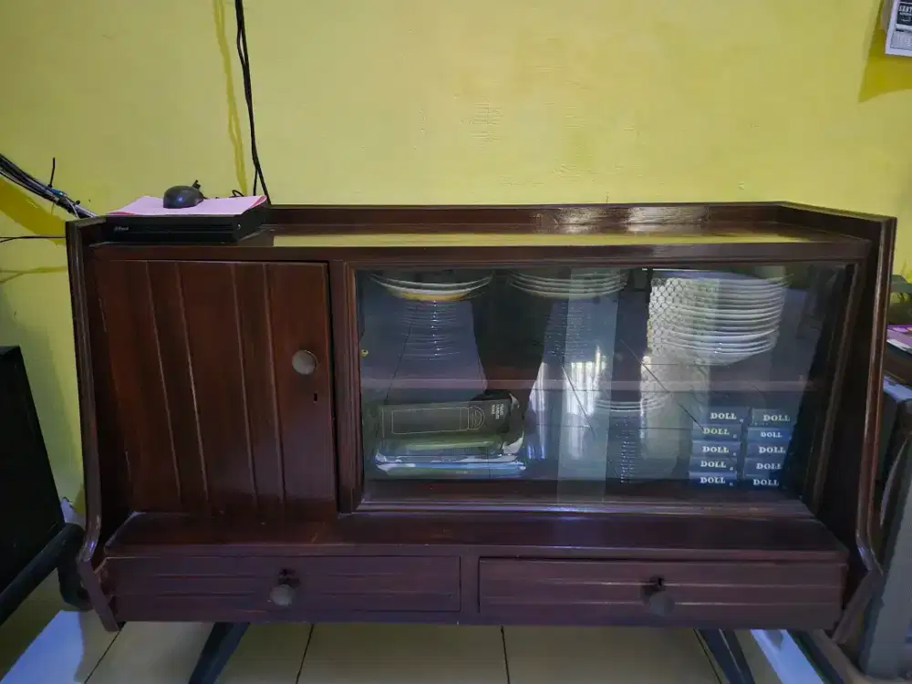 Dijual Buffet kayu jati asli kuno