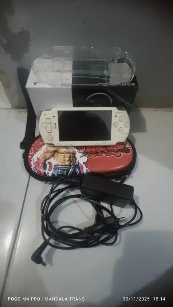 PSP 2000 32GB FULL GAME
