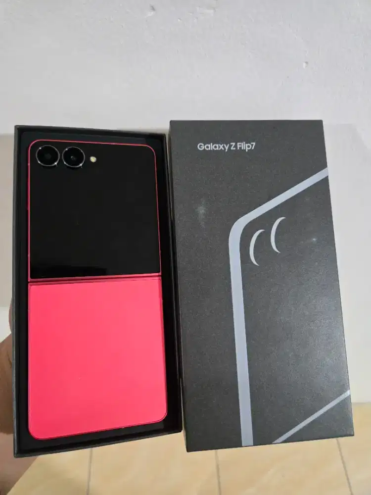 Samsung Z Flip 7 512Gb sein