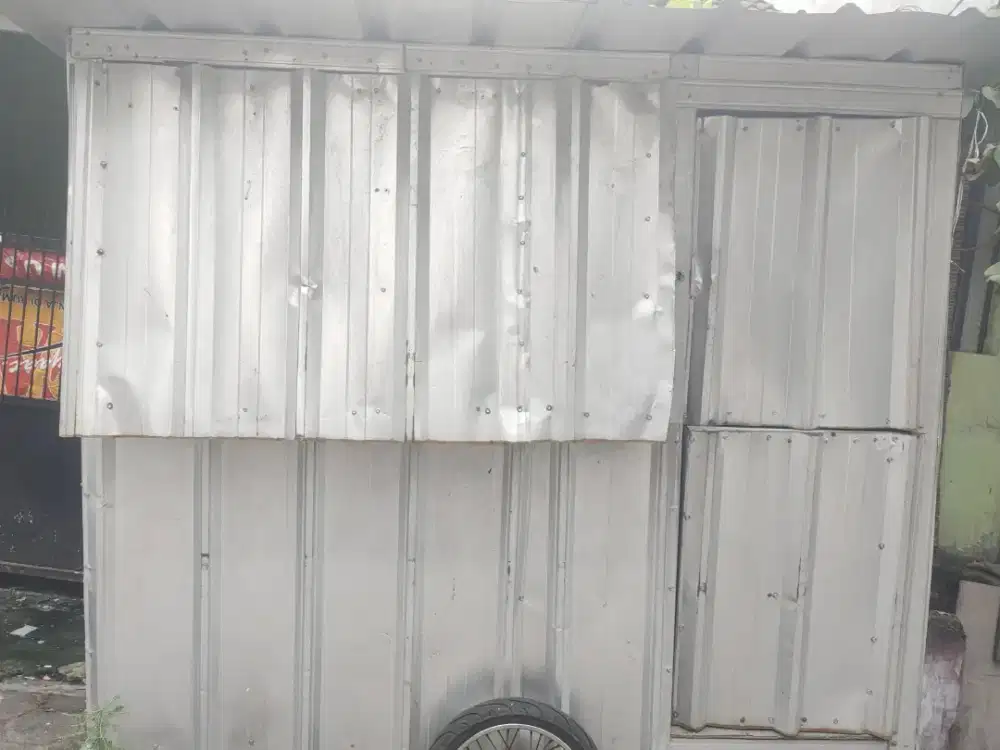 Kontainer gerobak jualan