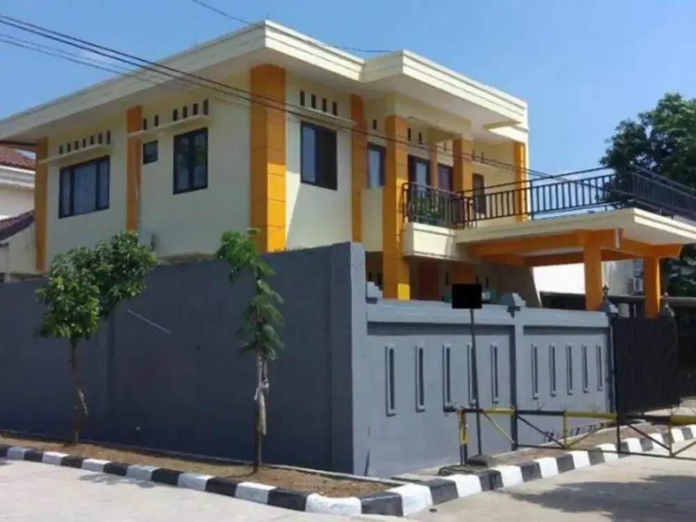 Dijual Rumah Hook Kokoh Keren Desain Asia Eropa di Megapolitan Cinere  Dekat Tol Limo Cinere Depok