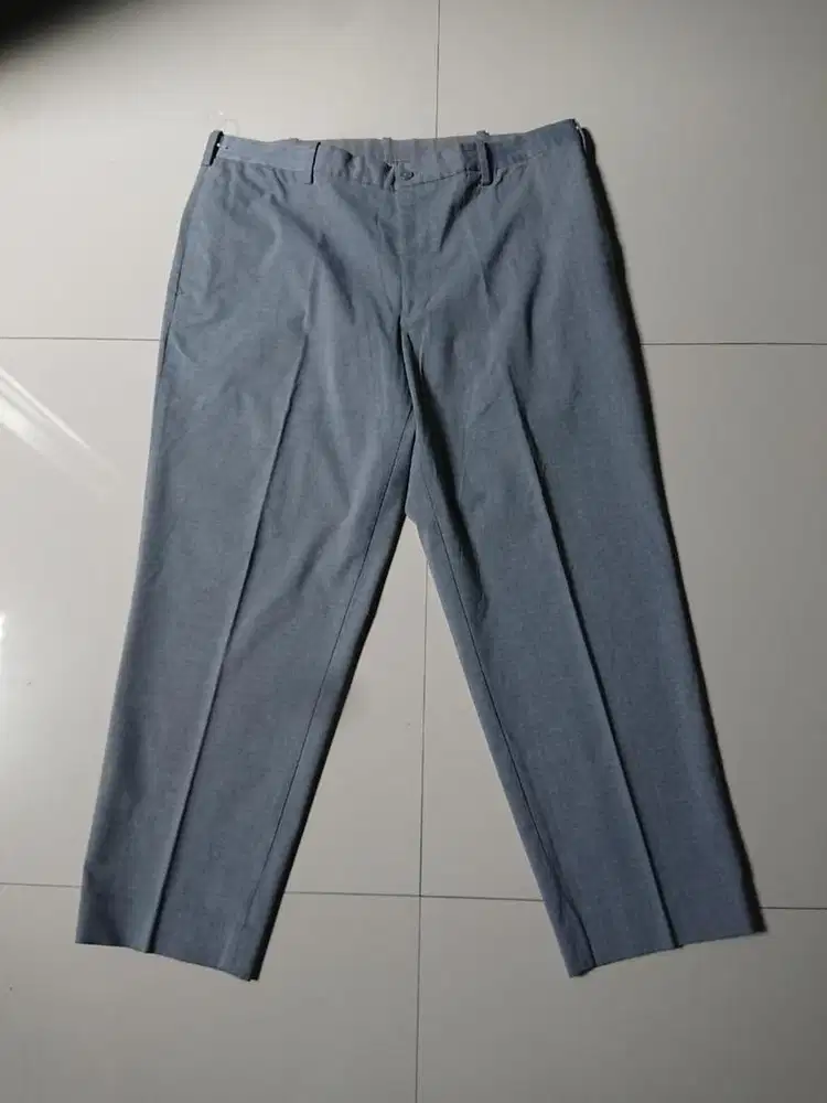 celana panjang uniqlo abu