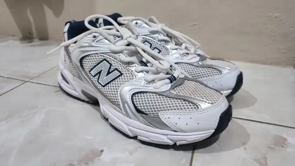 New Balance 530 White Navy