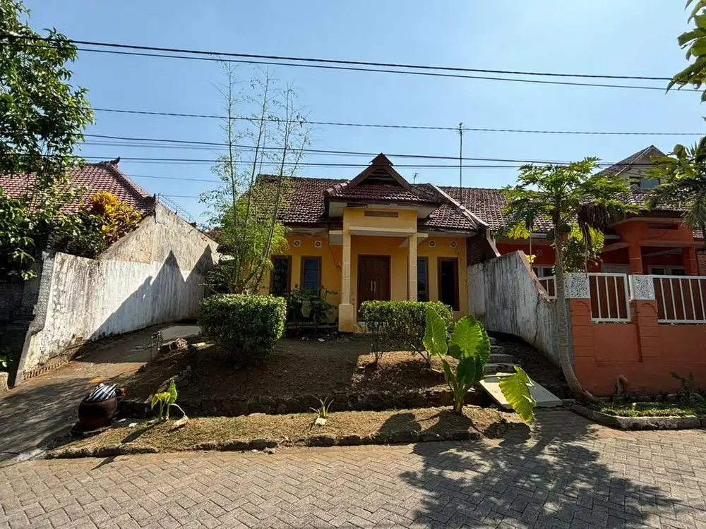 Rumah murah Luas 148 m2 area Perumhan Graha Dewata Joyo agung