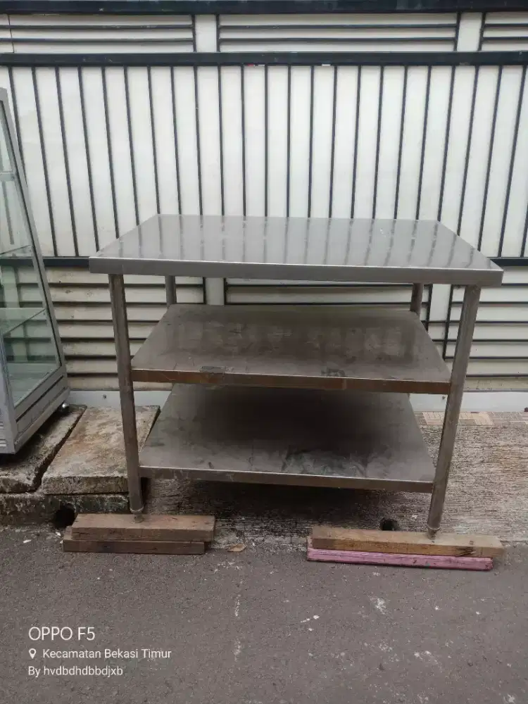 Meja stainless tebal...