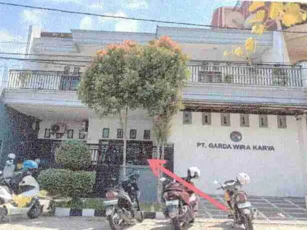 Dijual via lelang rumah dan kantor babatan pilang Surabaya