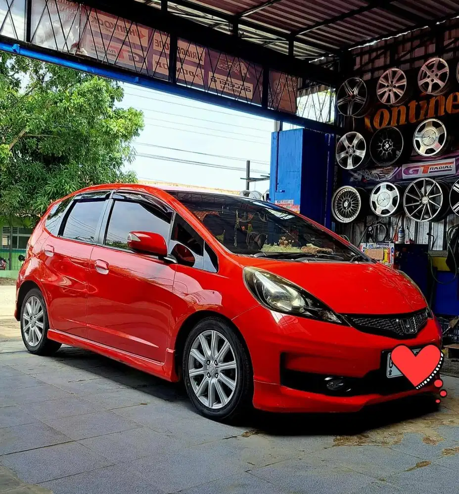 HONDA JAZZ RS 2014 FACELIFT