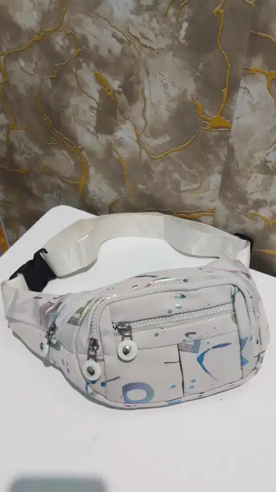 tas pinggang cewek terbaru