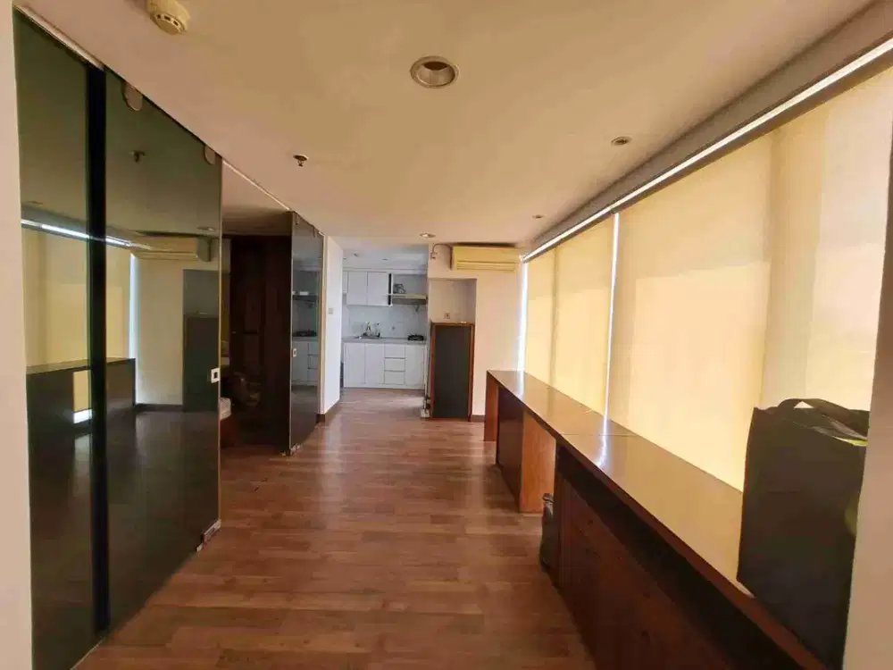 Dijual banting harga Best view unit di Menteng Square luas 49 included ph