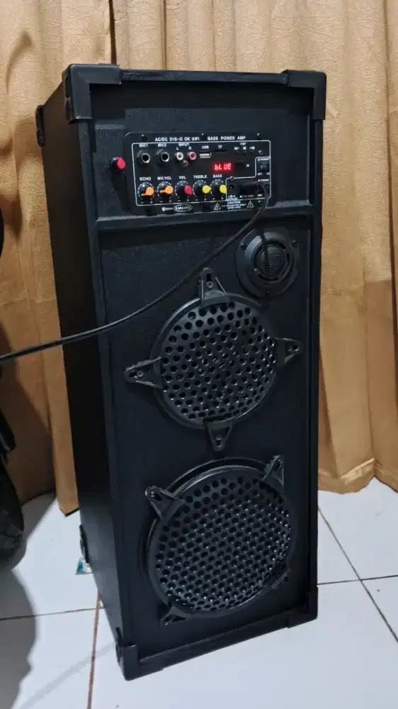Speaker Aktif Bluetooth dan karaoke