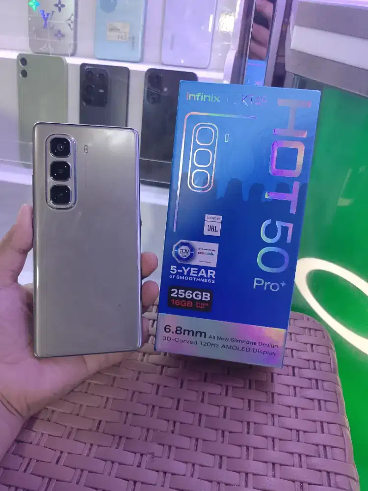 Infinix hot 50 pro plus ram 8