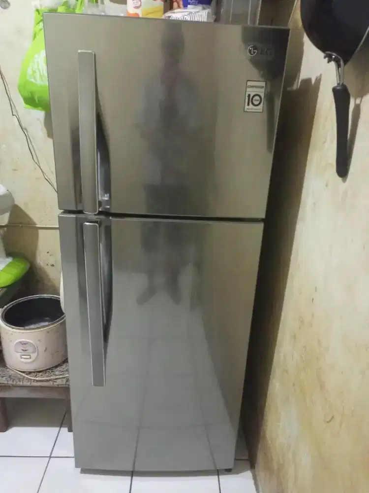 Kulkas dua pintu normal