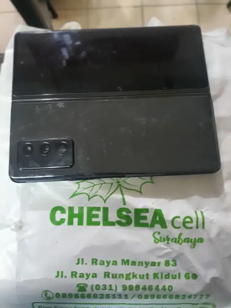 Samsung Z Fold 3 12/256 kondisi minus