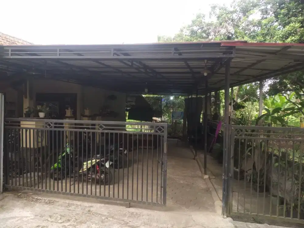 Rumah nyaman tanahnya luas di Bojong gede