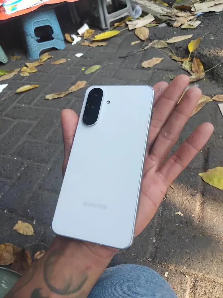 Samsung A56 ram 8/26