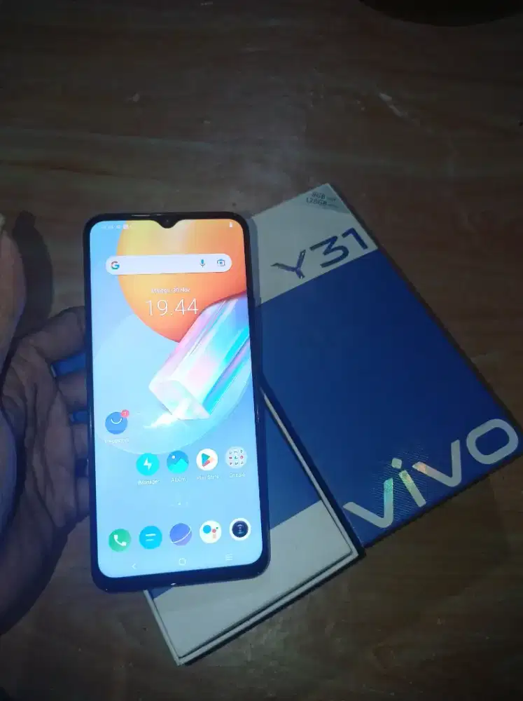 Vivo y31 8/128 lengkap