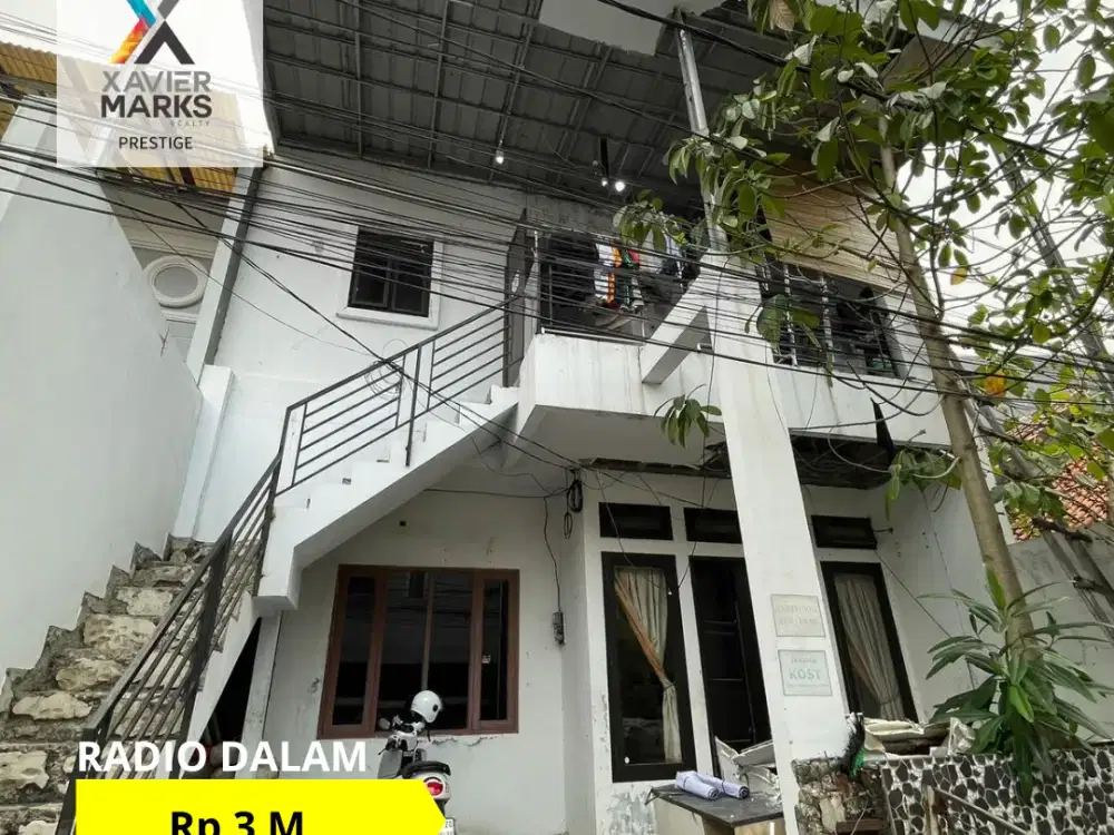 DIJUAL MURAH RUMAH HITUNG TANAH COCOK UNTUK KOS ATAU RUMAH TINGGAL DI JL KWENI RADIO DALAM JAKARTA SELATAN