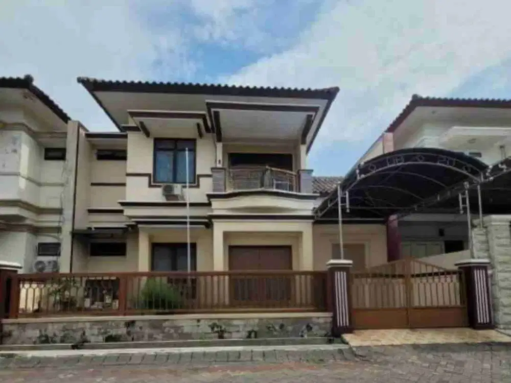 DISEWAKAN RUMAH CENTRAL PARK MULYOSARI  2 LANTAI SEMI FURNISH COCOK UNTUK KANTOR