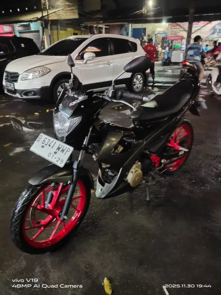 Jual motor satria 2013