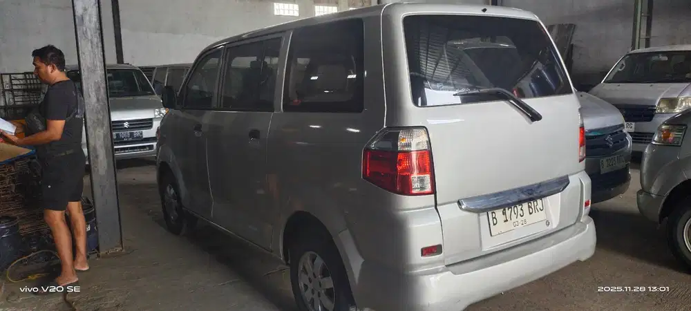 Suzuki APV Arena 2013 Bensin