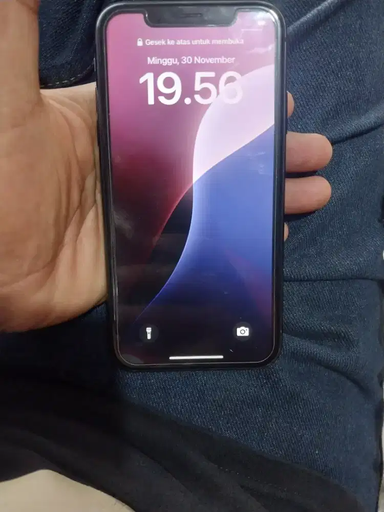 Iphone XR 64 giga XL only