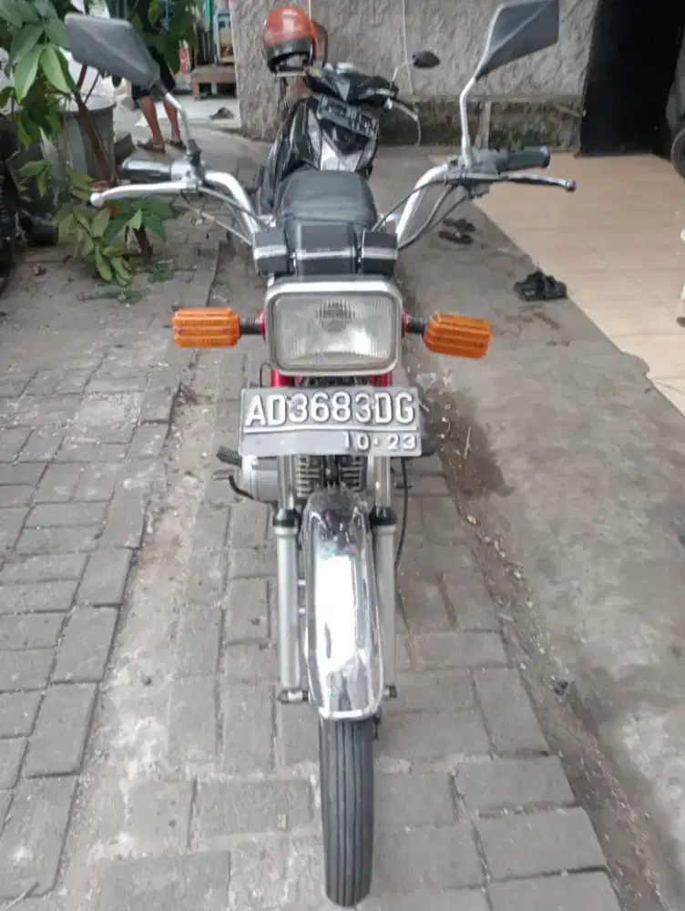 Bismillah dijual surat komplit, Yamaha L2 super klistrikan hidup.