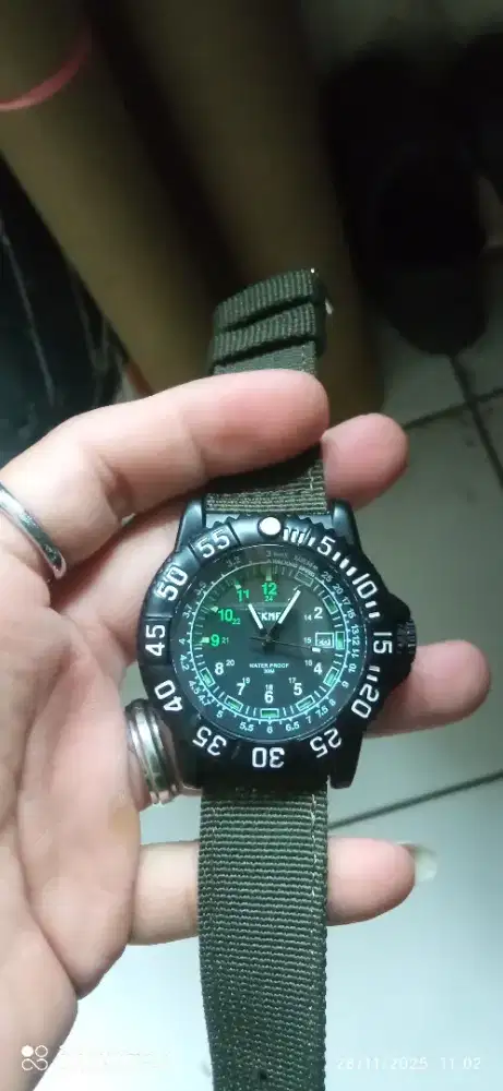 Skmei analog 9281 sweep movement