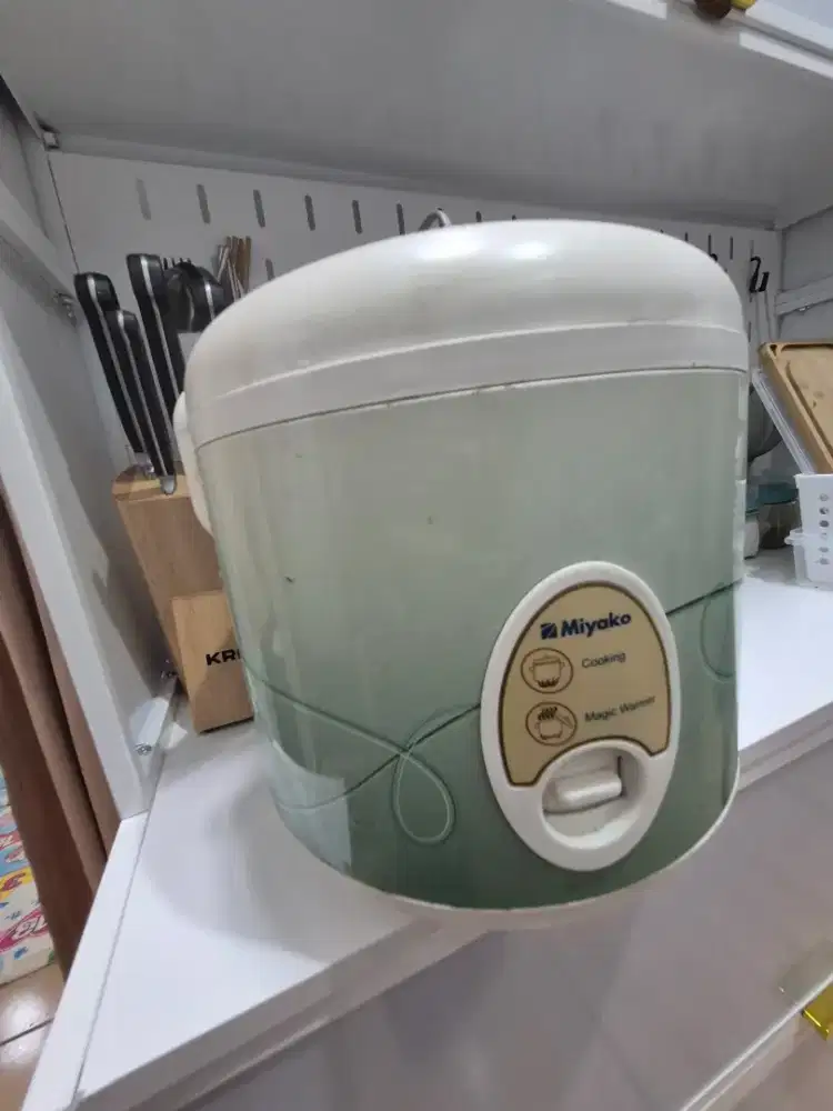 Rice cooker miyako 1,8L