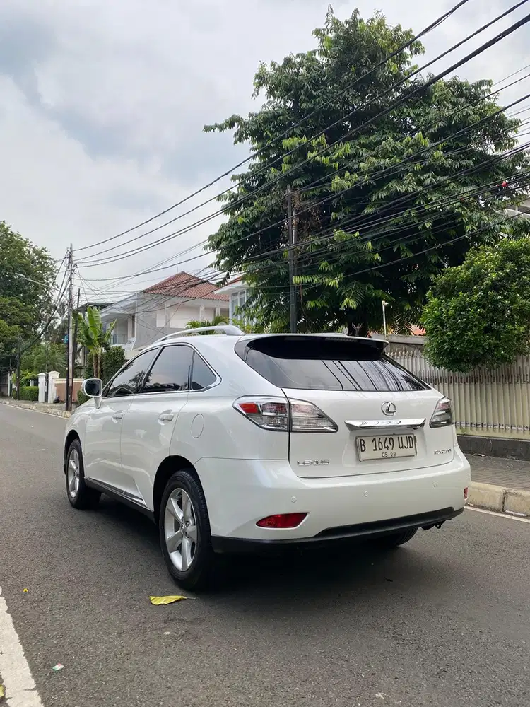 Lexus RX 270 2011 Bensin