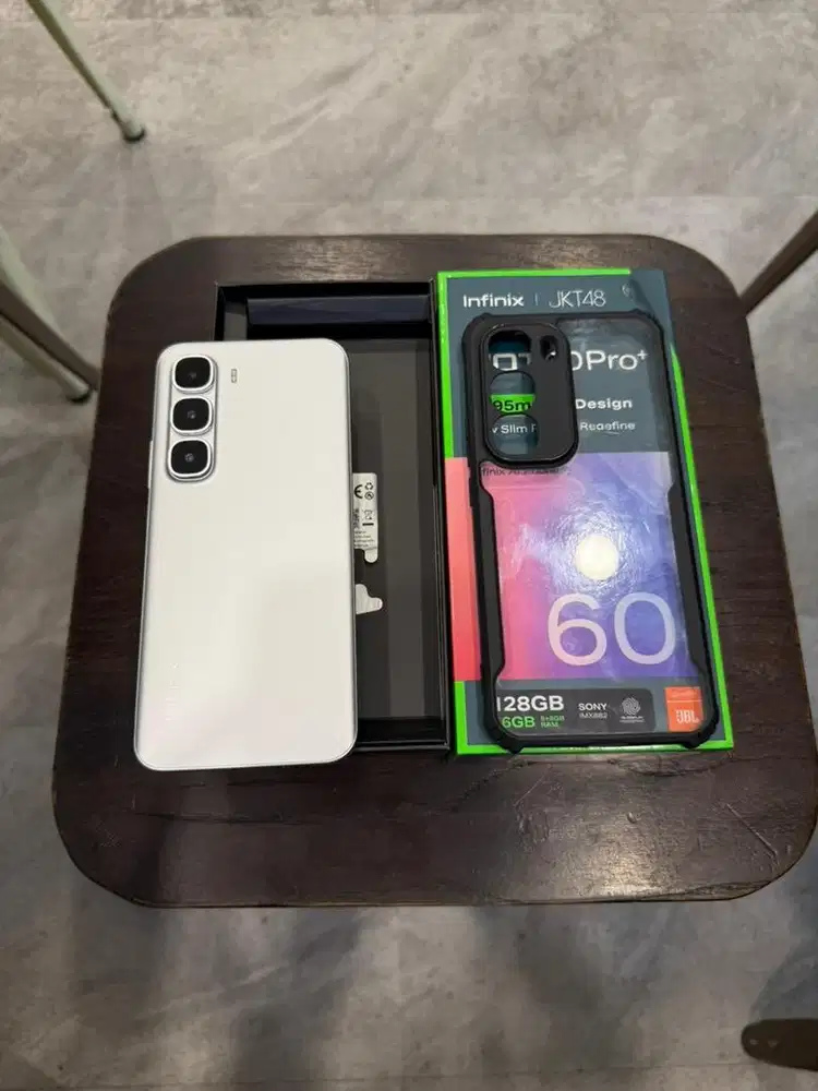 Infinix hote 60 pro+ 8/256 gb fullset