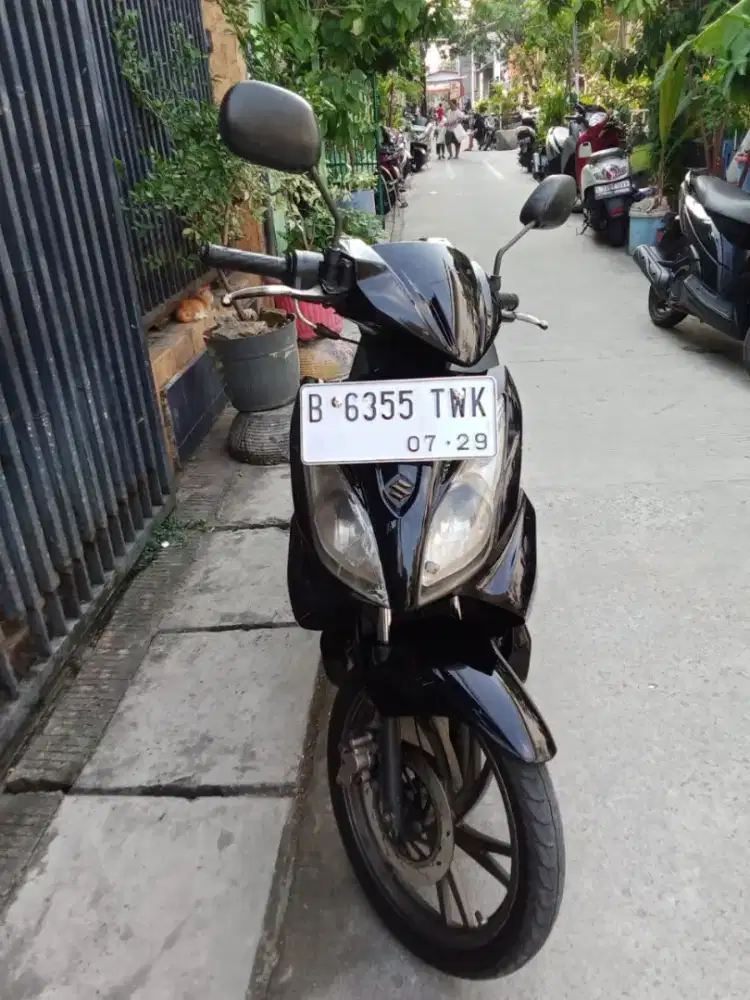 Motor suzuki Skywave